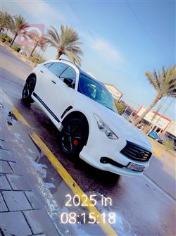 ئینفینیتی FX